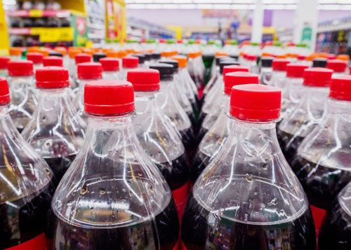 botellas de plástico de bebidas